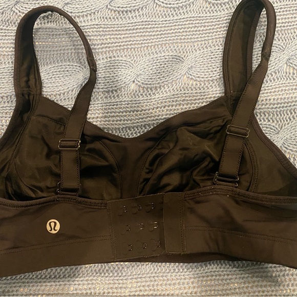 Lululemon athletic running bra size 32D - Picture 2 of 4